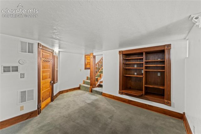 2210 W Kiowa Street, Colorado Springs, CO 80904