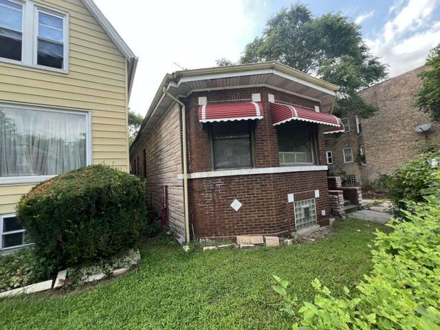7022 S Kimbark Avenue, Chicago, IL 60637