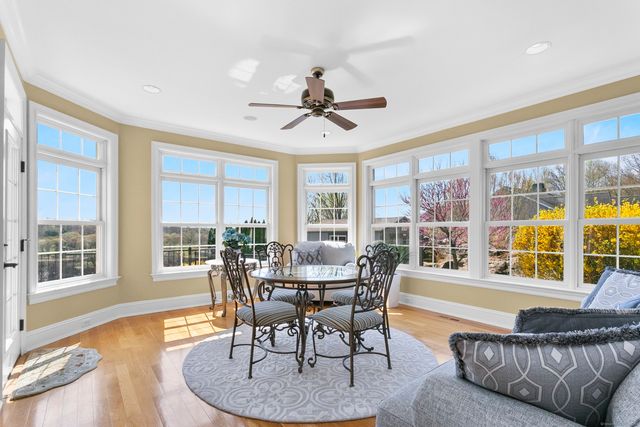 22 Nature Lane, Shelton, CT 06484