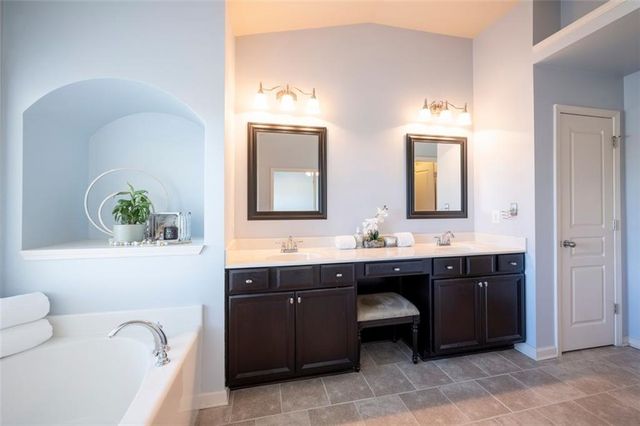 1206 Lake Point Way, Suwanee, GA 30024