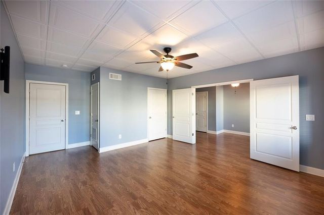 1206 Lake Point Way, Suwanee, GA 30024