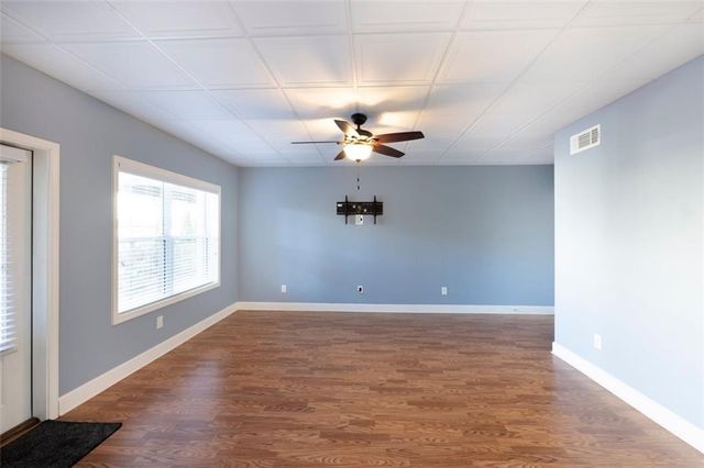 1206 Lake Point Way, Suwanee, GA 30024