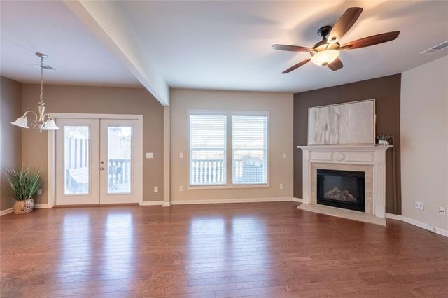 1206 Lake Point Way, Suwanee, GA 30024