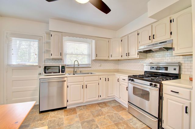 36 Toni Terrace, Fort Thomas, KY 41075