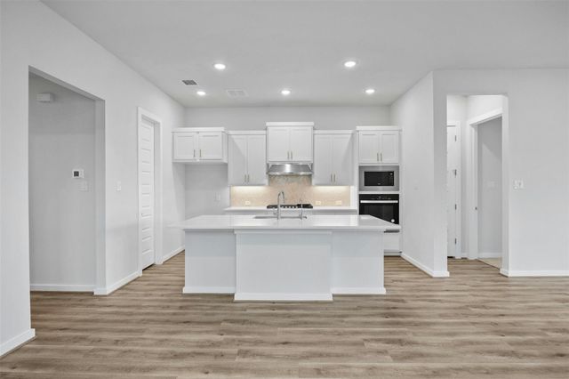 133 Cintilar ST, Liberty Hill, TX 78642