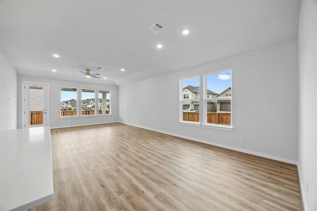 133 Cintilar ST, Liberty Hill, TX 78642