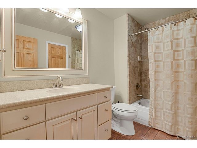 420 Royal Oak Dr, Colorado Springs, CO 80906