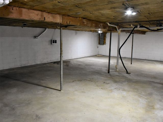 13329 CALVIN Street, Meadville, PA 16335