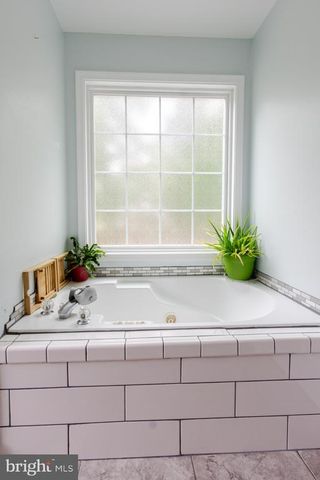 6300 TAVERNEER LN, Spotsylvania, VA 22551