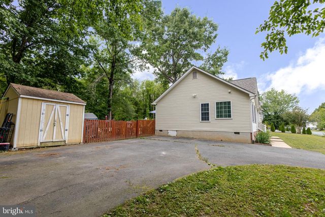 6300 TAVERNEER LN, Spotsylvania, VA 22551