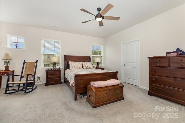 4797 Maiden Creek Way, Maiden, NC 28650
