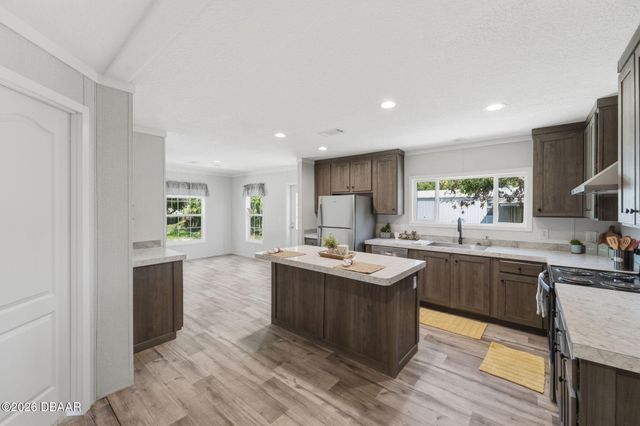 42051 Cherry Avenue, Deland, FL 32720