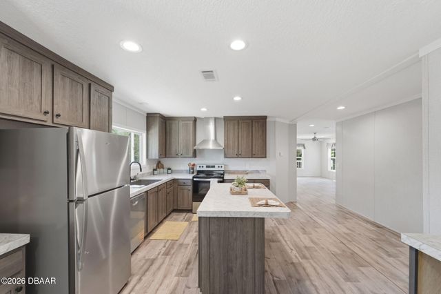 42051 Cherry Avenue, Deland, FL 32720