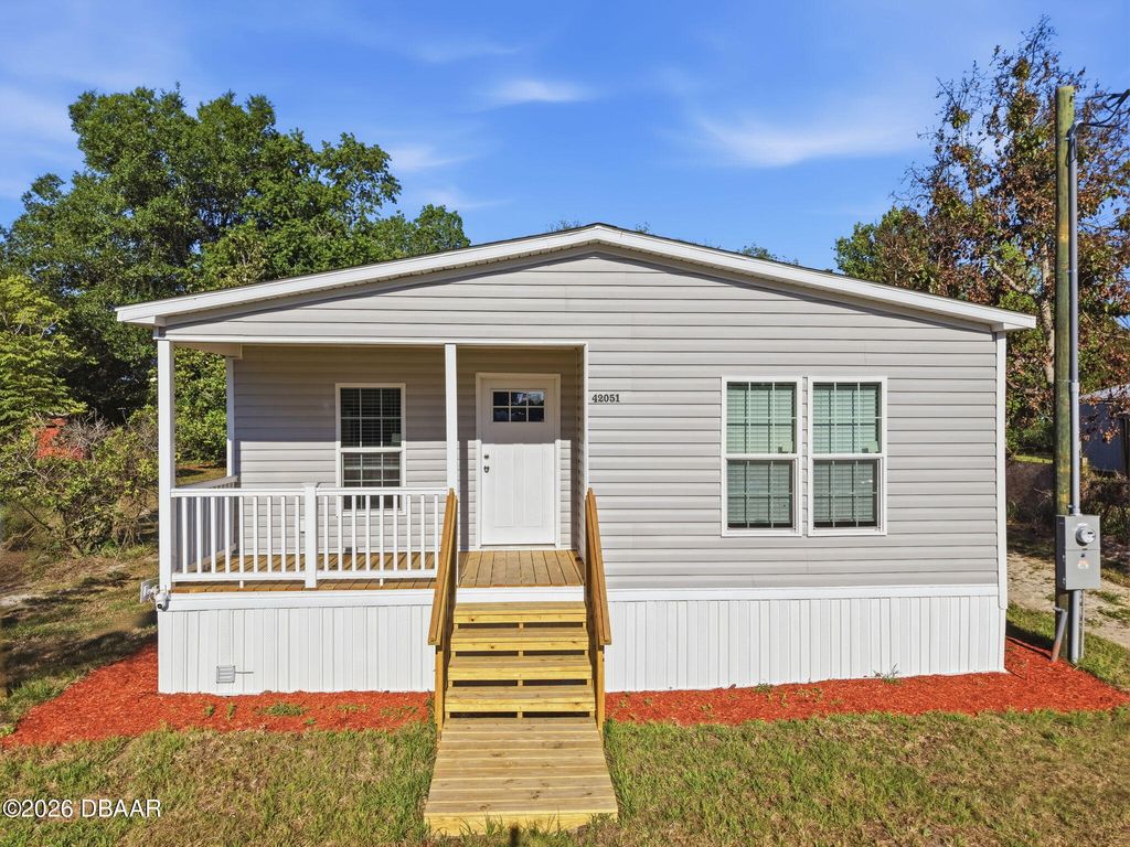 42051 Cherry Avenue, Deland, FL 32720