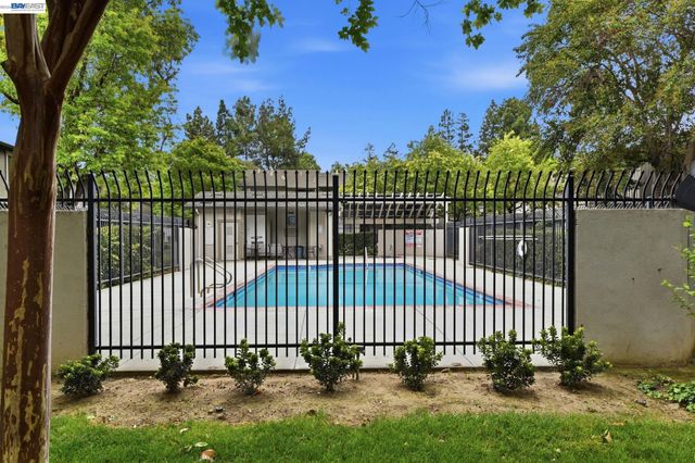 4974 Rue Le Mans, San Jose, CA 95136