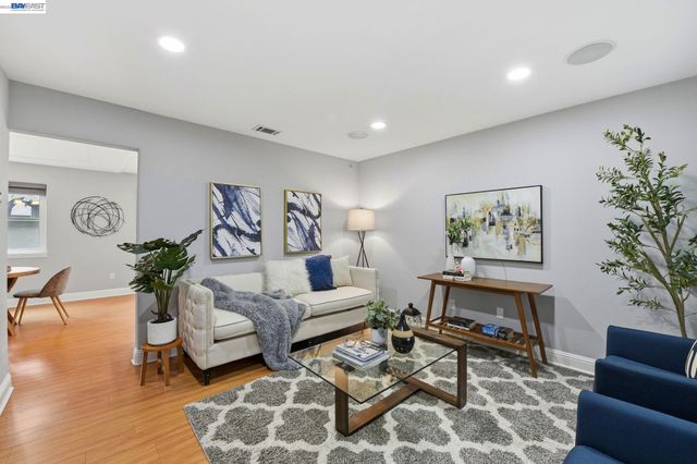 4974 Rue Le Mans, San Jose, CA 95136