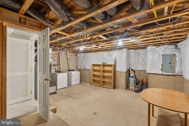 4758 WARM HEARTH CIR, Fairfax, VA 22033