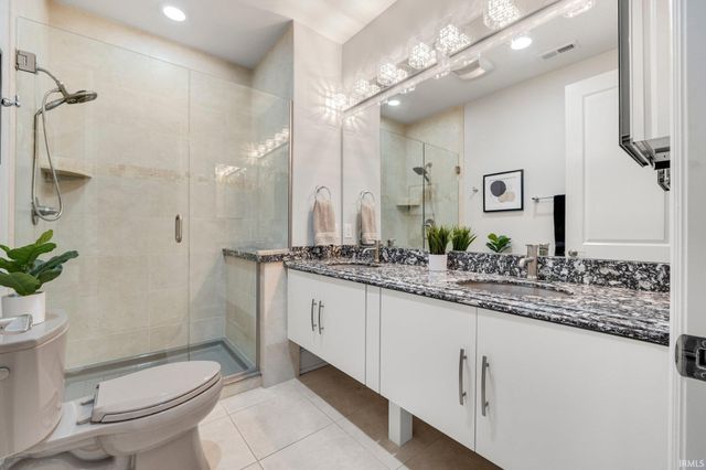 203 E Berry St Ste 1004, Fort Wayne, IN 46802