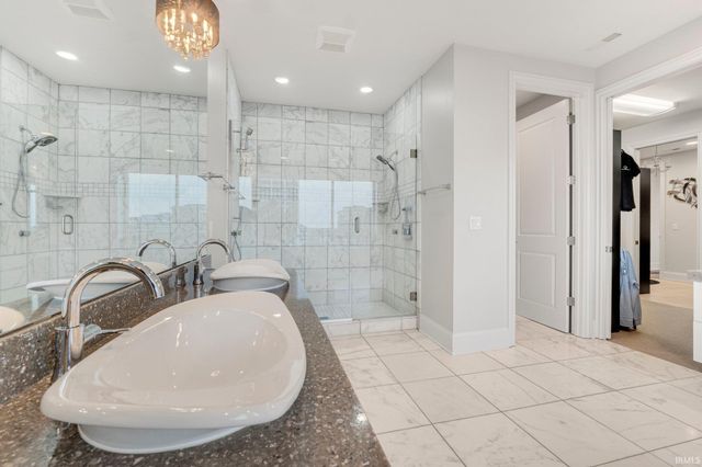 203 E Berry St Ste 1004, Fort Wayne, IN 46802