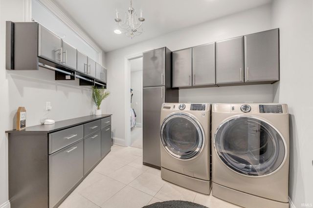 203 E Berry St Ste 1004, Fort Wayne, IN 46802