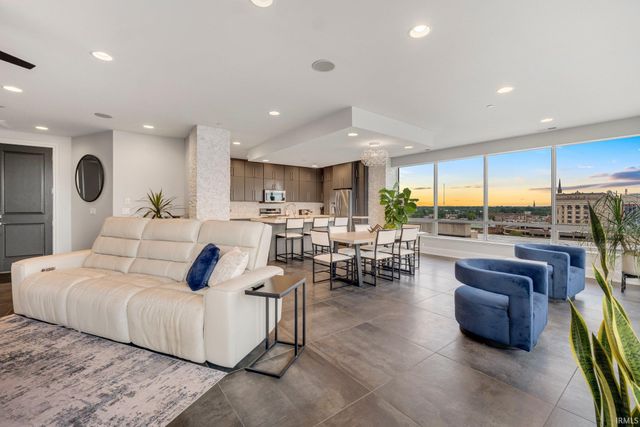 203 E Berry St Ste 1004, Fort Wayne, IN 46802