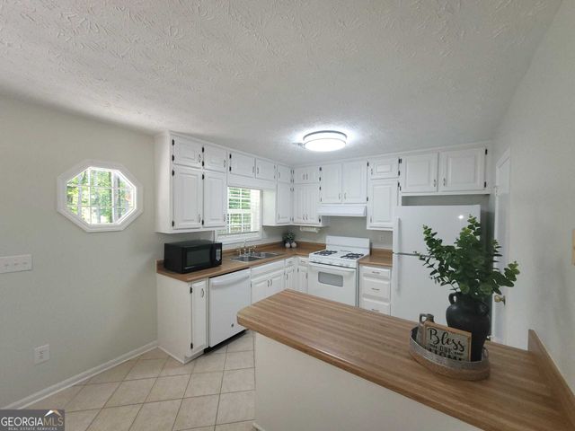 235 Winona Drive, Fayetteville, GA 30214