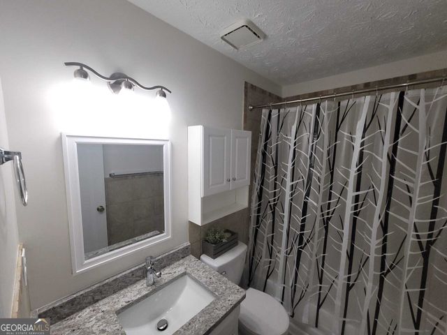 235 Winona Drive, Fayetteville, GA 30214