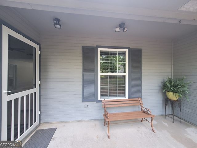 235 Winona Drive, Fayetteville, GA 30214