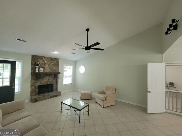 235 Winona Drive, Fayetteville, GA 30214