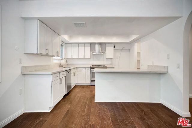 17824 Killion Street G, Encino (los Angeles), CA 91316