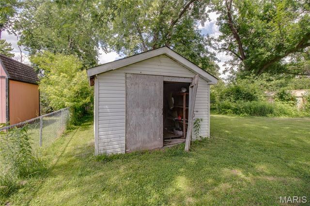 137 Dorothy Street, Moro, IL 62067