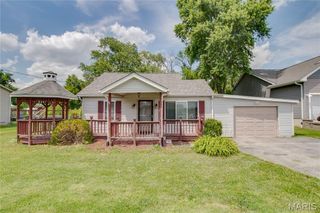 137 Dorothy Street, Moro, IL 62067