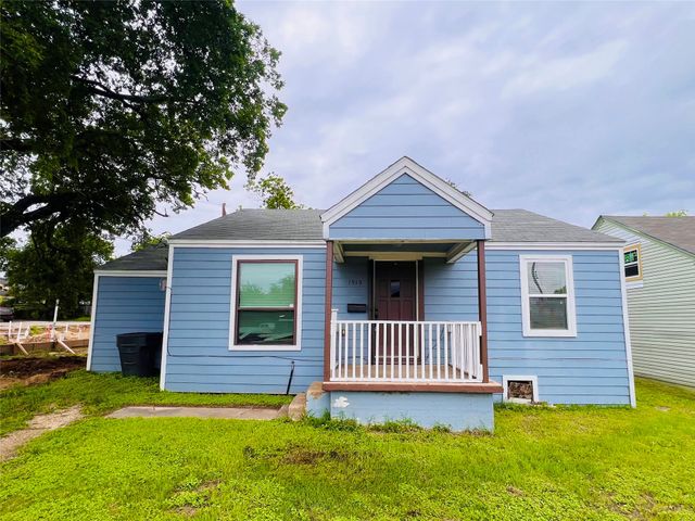 1919 E Ledbetter Drive, Dallas, TX 75216