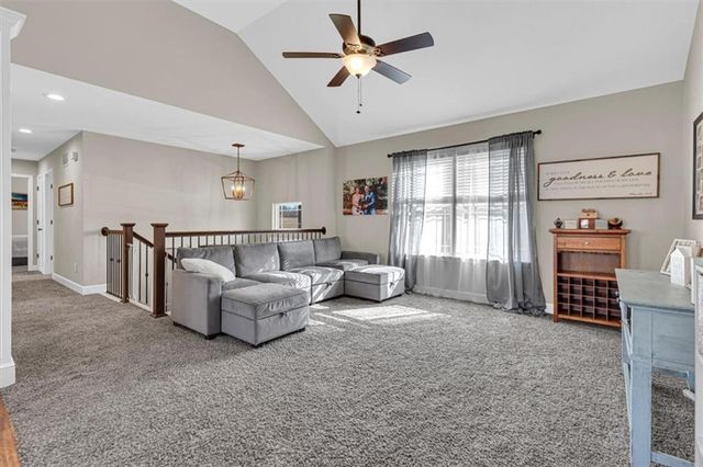 19600 E 11th Terrace N, Independence, MO 64056