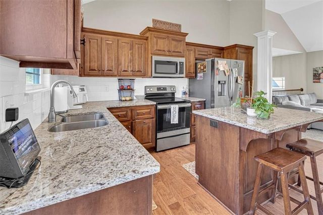 19600 E 11th Terrace N, Independence, MO 64056