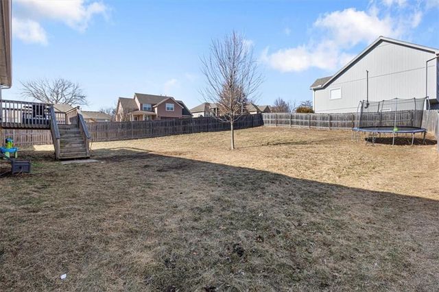 19600 E 11th Terrace N, Independence, MO 64056