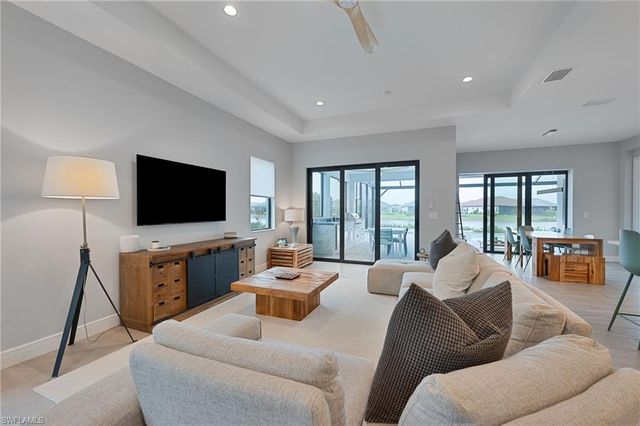 4007 Pegasus WAY, Naples, FL 34120