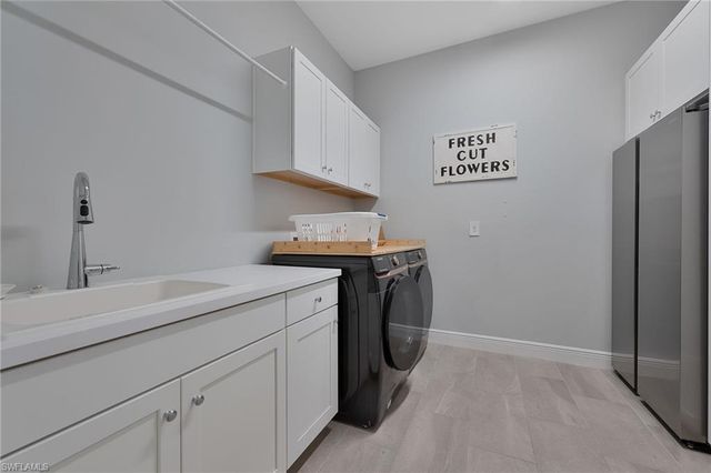 4007 Pegasus WAY, Naples, FL 34120