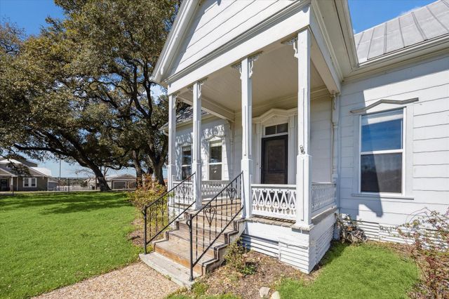 1118 Fm 1697, Burton, TX 77835