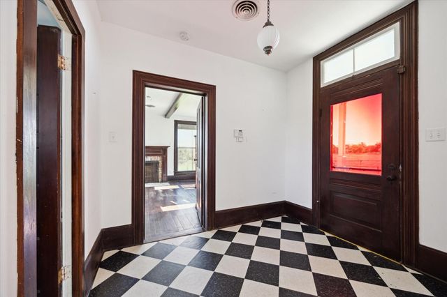 1118 Fm 1697, Burton, TX 77835