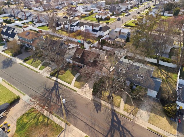 332 1st Avenue, Massapequa Park, NY 11762
