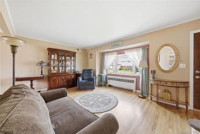 332 1st Avenue, Massapequa Park, NY 11762
