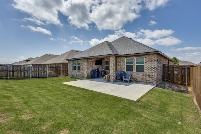 900 Honey Maple Street, Princeton, TX 75407