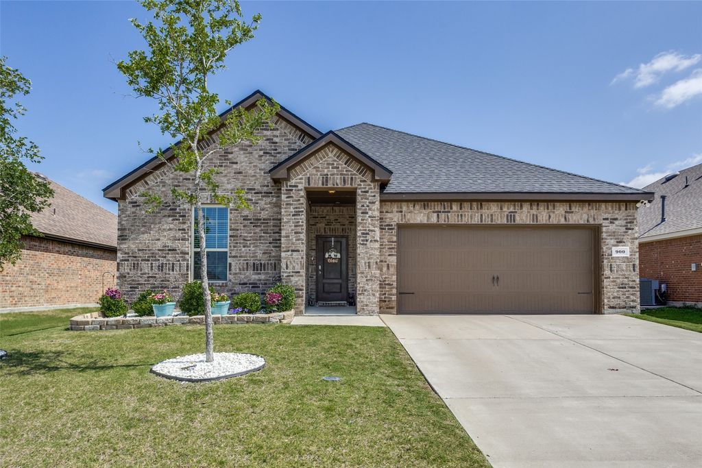 900 Honey Maple Street, Princeton, TX 75407