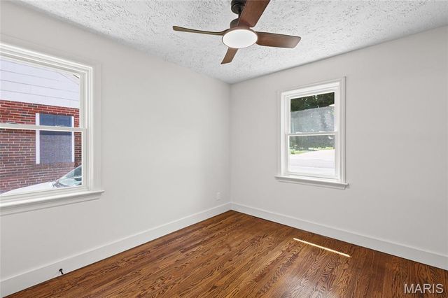 580 S New Florissant Road, Florissant, MO 63031