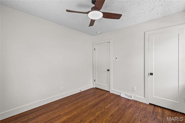 580 S New Florissant Road, Florissant, MO 63031