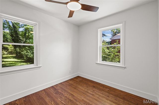 580 S New Florissant Road, Florissant, MO 63031