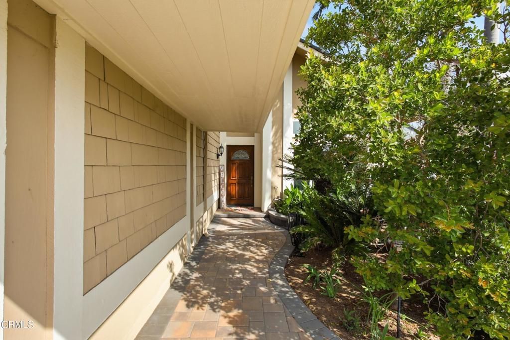 Image 6 of property listing at 6075 Arabian Place, Camarillo, CA 93012