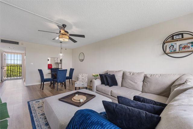 2314 S Cypress Bend Dr 713, Pompano Beach, FL 33069