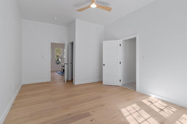 1207 Lexington ST, Taylor, TX 76574